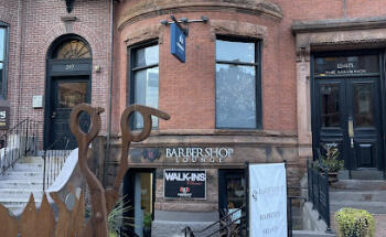 Barbershop Lounge