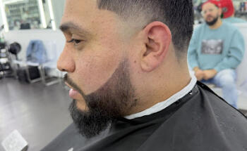 RAY’S BARBER SHOP LLC