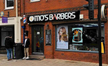 Mo's Barbers and Hairdresser