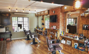 Lou's Barbershop