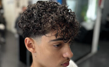 BARBERSHOP ADAM