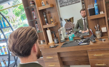 Goldencoast Barber