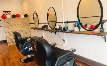 Everest Barber