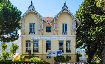 Feedback Institute, Escola de Línguas, Centro de Estudos, Formação e Traduções