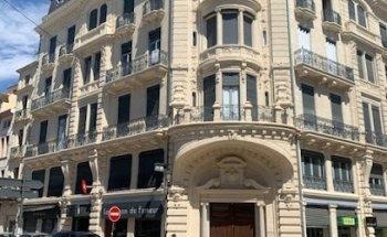 Center Hobson - School Of Languages And Translation