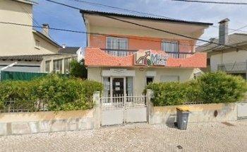 Melhor Média - Centro de Línguas, Explicações e Apoio Escolar, Lda