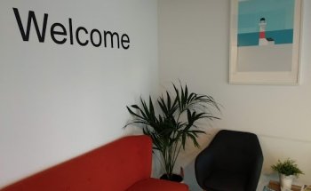 INORBIS EDUCATION GRANOLLERS - Academia de inglés, idiomas, refuerzo y robótica