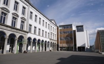 School Center Saint-Stanislas