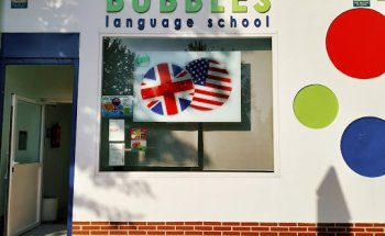BUBBLES LANGUAGE SCHOOL