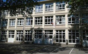 École élémentaire publique des Près Fontaine 1