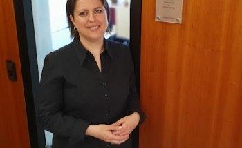 Marion Etzel M.A. Phil., Sprachkurse & Übersetzungen