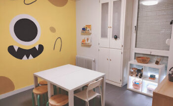 Tiny Monsters English