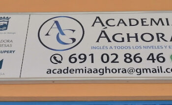 Academia Ághora