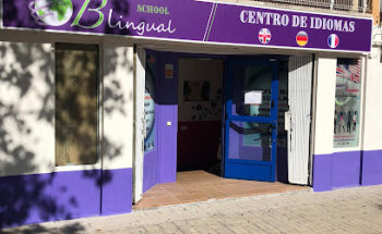 B-LINGUAL SCHOOL: Escuela de inglés, apoyo escolar, robótica y otros idiomas.