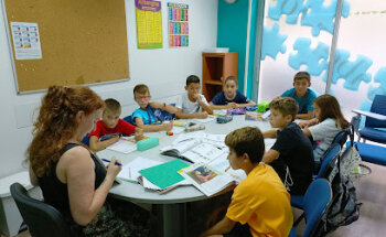 Academia Number 10 | Inglés para niños, jóvenes y adultos en Gavà