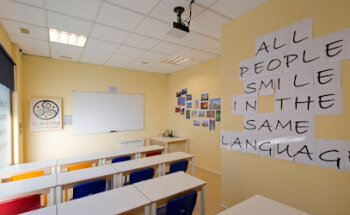 NOMADAS Escuela de Idiomas