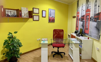 Academia de Idiomas ´Speak Easy´