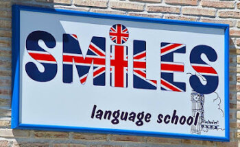 Smiles Language School