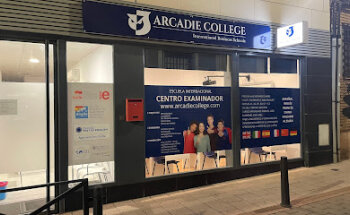 ARCADIE COLLEGE ALCAZAR