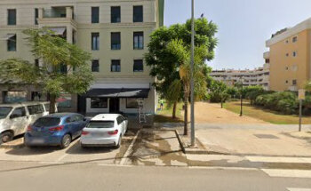 Love-English by anamora