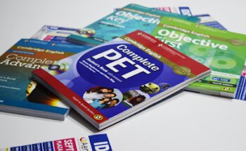 Aenfis Manises Escuela de idiomas