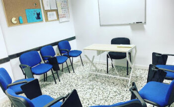 Academia de Idiomas Tuiza