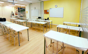 AIL Español - Language Schools in Barcelona, Madrid & Málaga