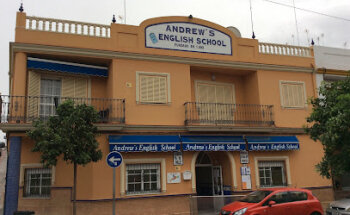 Andrews English School