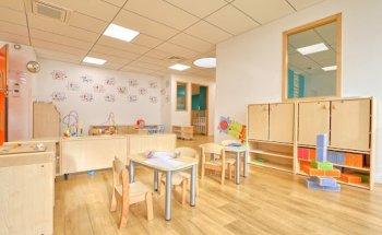 École Montessori Bilingue - Les Petites Canailles