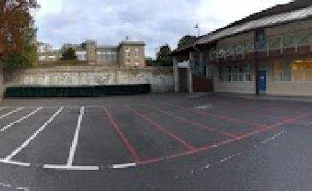 Collège Saint-Charles Notre-Dame