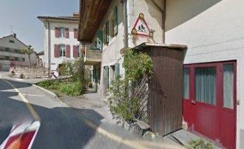 Queen's English Academy