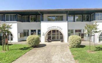 Aek Uztaritzeko Gau Eskola