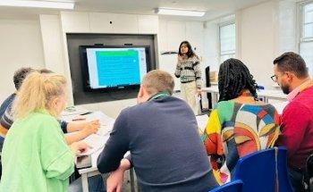 In English Please English Courses Montpellier