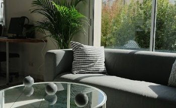 The School Des Langues