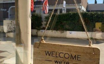 Another Language Montpellier