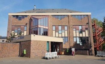 Communaute Scolaire Sainte - Marie A Chatelet