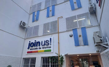 Join us! Escuela de Idiomas