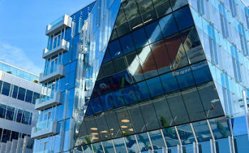 LCI Language School - Destination Vancouver