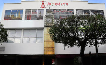 Jamestown Inglés Center