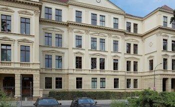 Joliot-Curie-Gymnasium