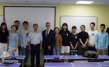 école nicole, Schule für Sprachen