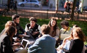 ESTRI - École supérieure de traduction et communication à l'international (School for international careers of UCLy)