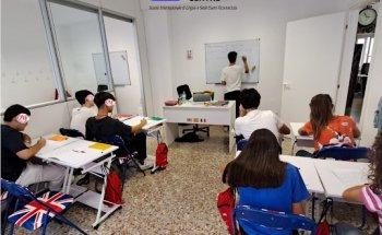 Scuola Internazionale ???????????? ???????????????????????????????? ????????????????????????®️ Corsi Inglese,Francese e Spagnolo Riconosciuti e Certificati Roma Colli Albani