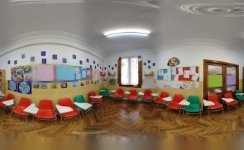 English PlaySchool & Kiddies' World