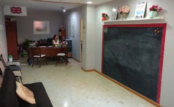 Camelot English School