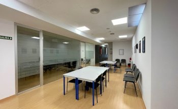 Centro Lingüístico (Gordon & Edward Keitch)