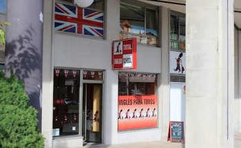 Total English School