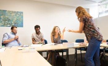 Lest Best Taalschool Rotterdam - Taalcursussen Nederlands voor Hoger Opgeleiden
