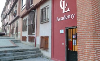Cum Laude English Academy