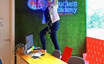 Coucke's English Academy